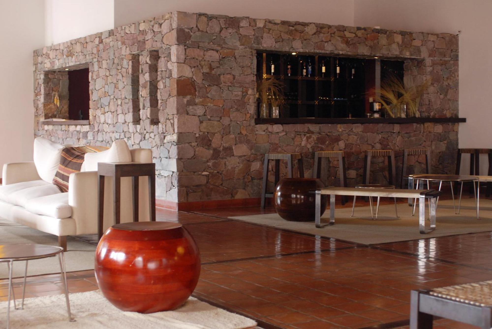 Hotel Iruya Exterior photo